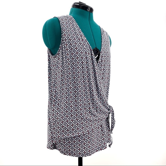 LOFT Outlet NWT Sleeveless Wrap Front Patterned Top, Small - Picture 9 of 16